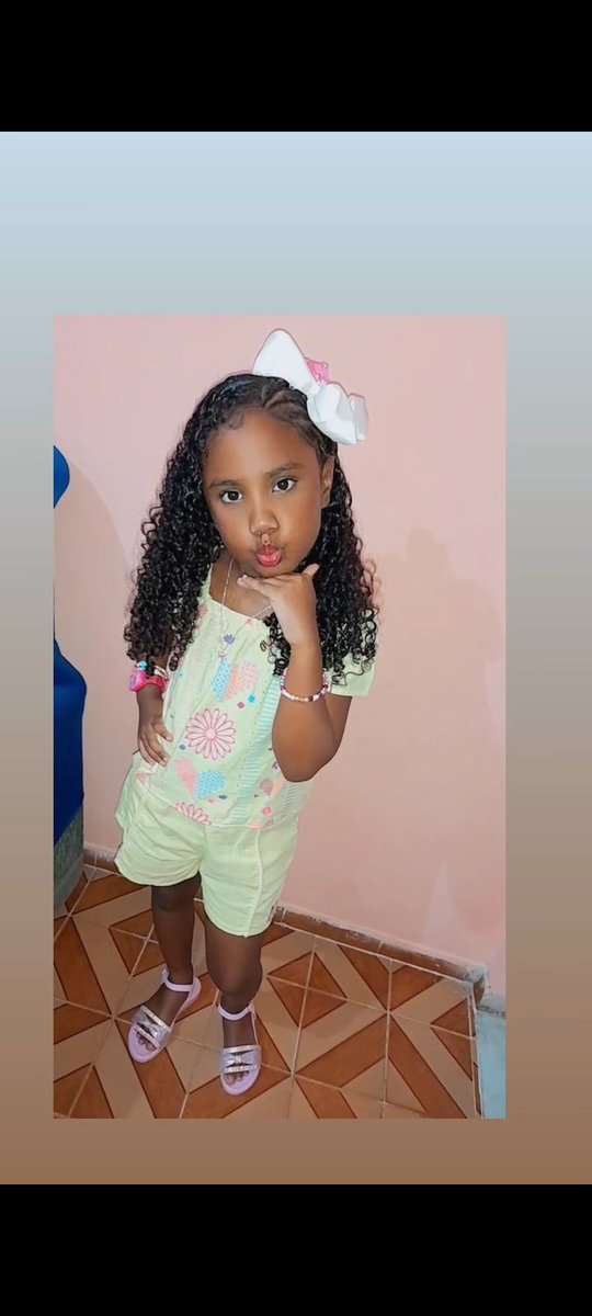 Minha princesa lindaaa.. 🥰👧🏽❤❤
