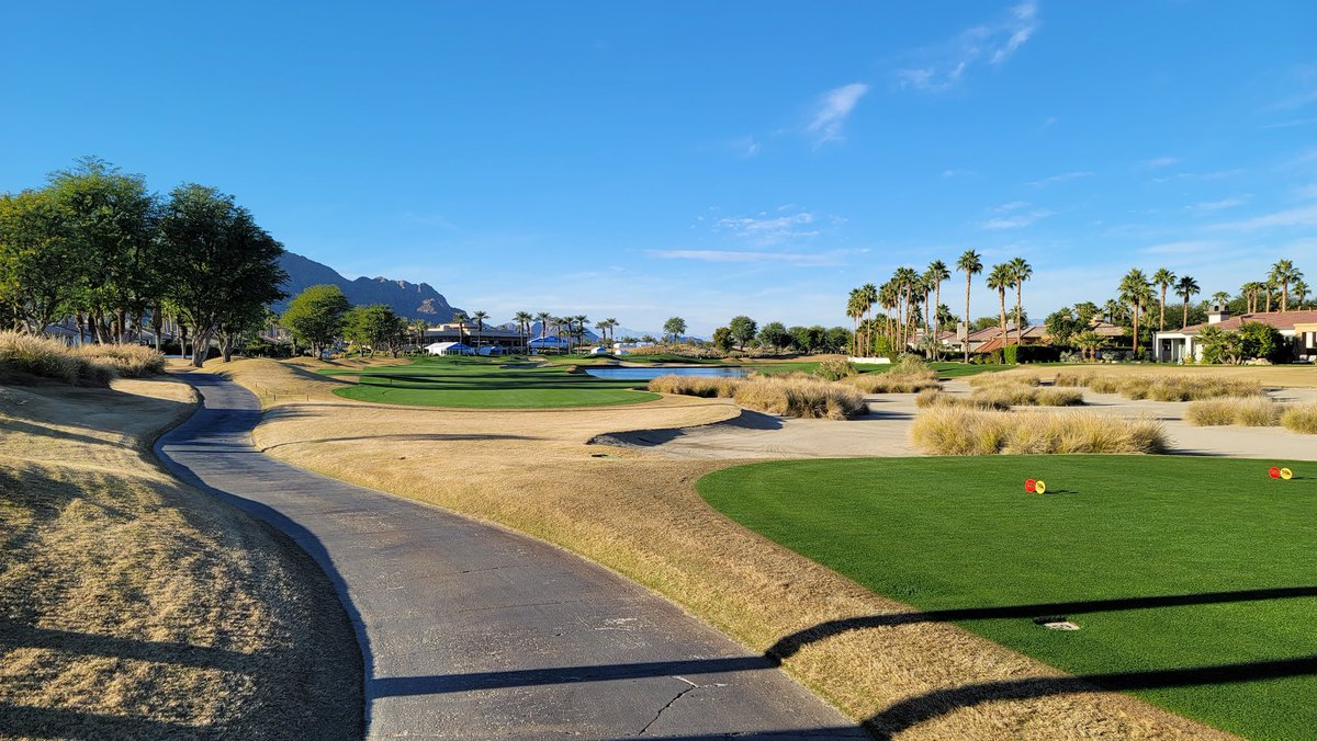 TreyPutt6's tweet photo. @PGAWESTGOLF before the pros @jaredbevans #nicklaus https://t.co/E4e3SQSZSl