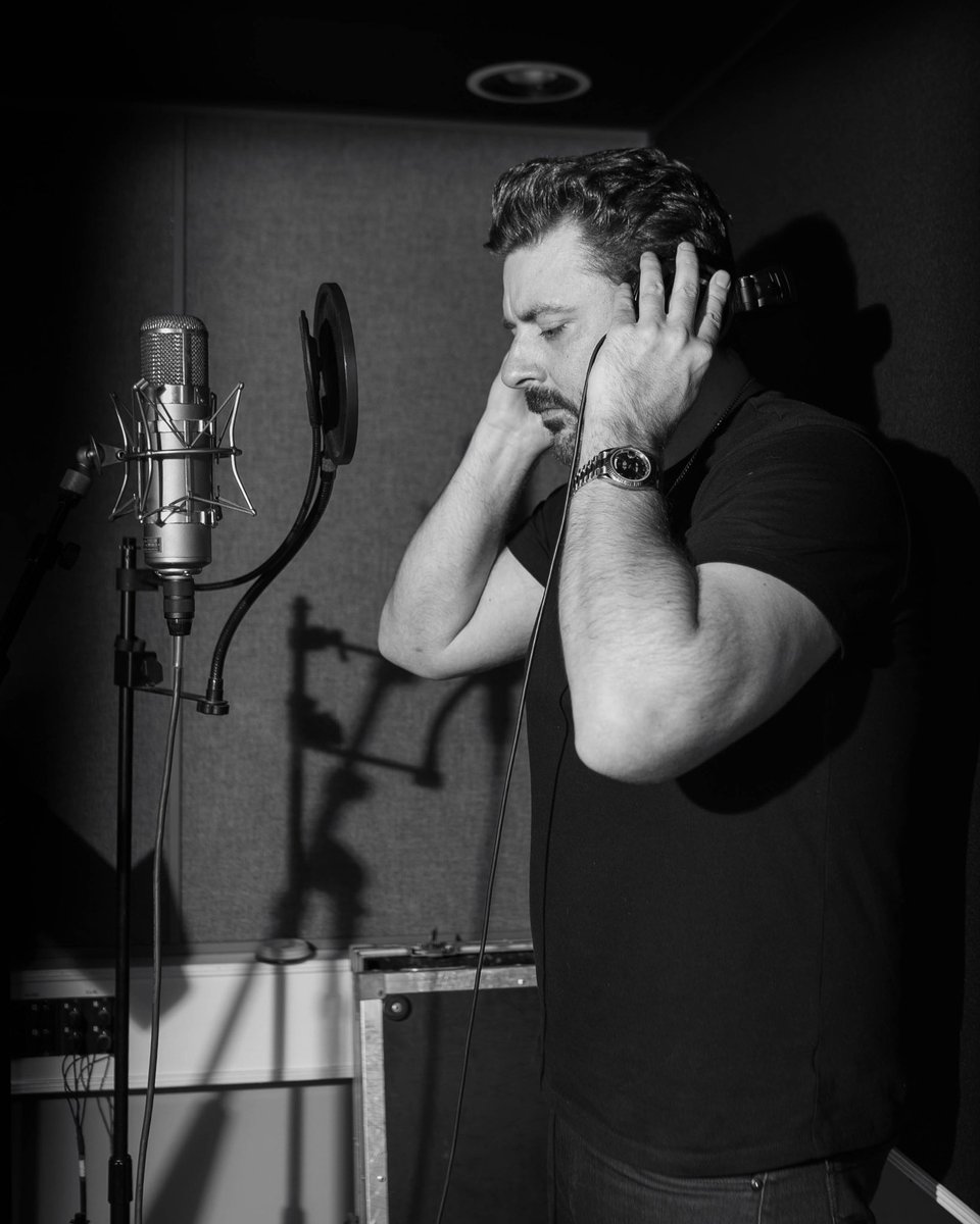 ChrisYoungMusic tweet media