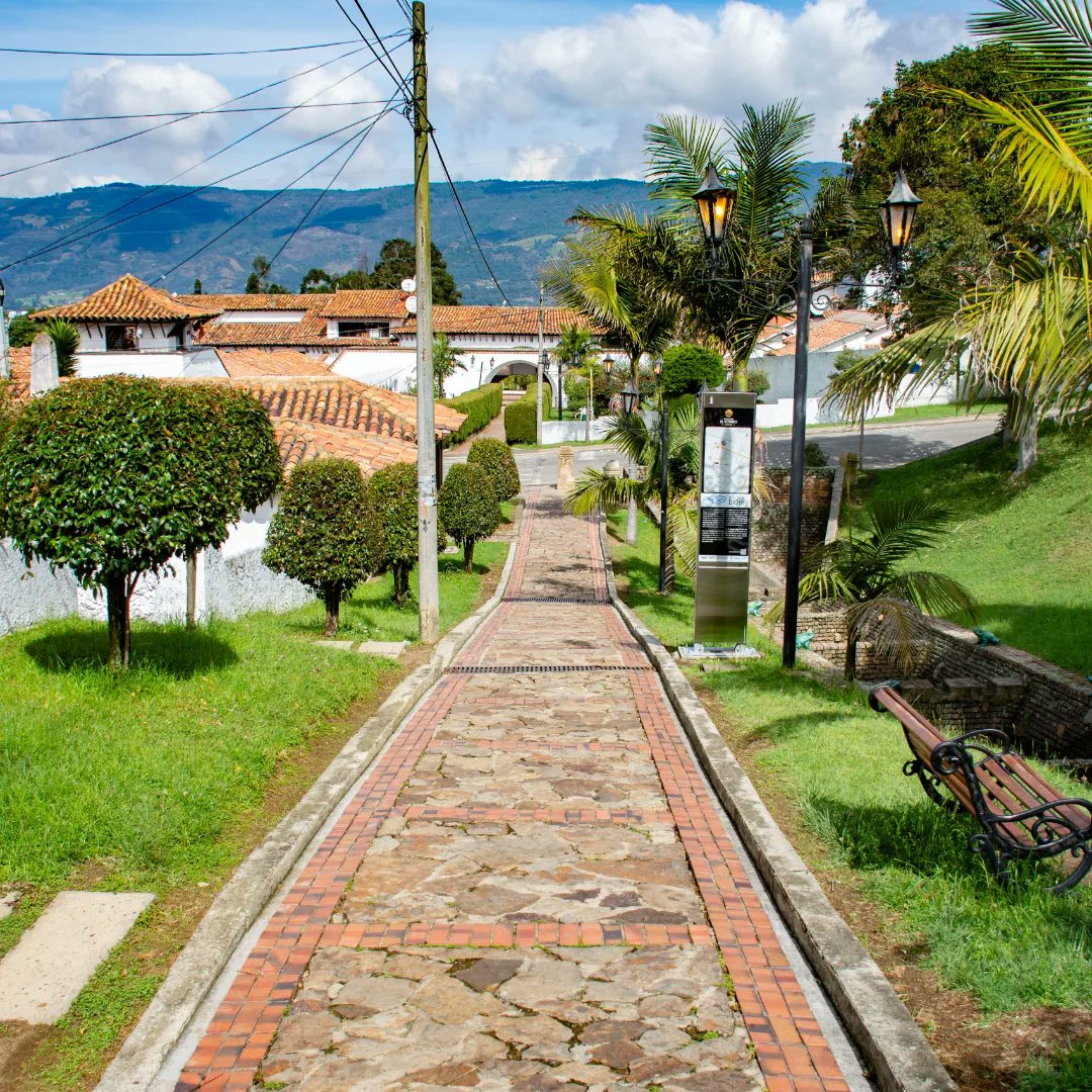 Davidvasco20's tweet photo. Guatavita ⚡
.
.
.
.
.
.
#guatavita #cundinamarca #colombia #eldrorado #tow #city #pueblo #travelvideo https://t.co/hCYvRPmGlP