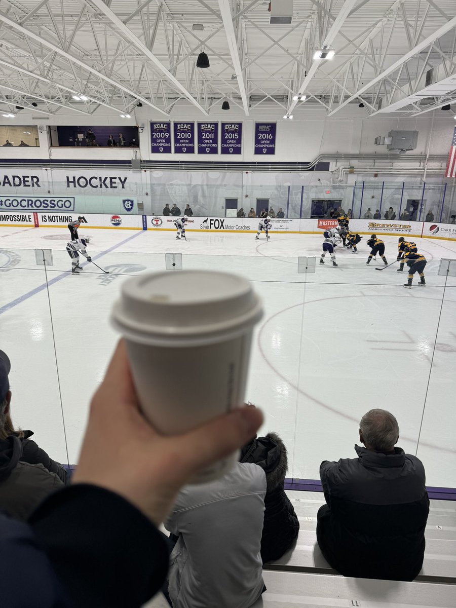 eichelburner9's tweet photo. Holy cross coffee review. 0/10 makes Dartmouth college coffee taste like Sydney sweenys tits. #nojam https://t.co/xxWIxuDMAV