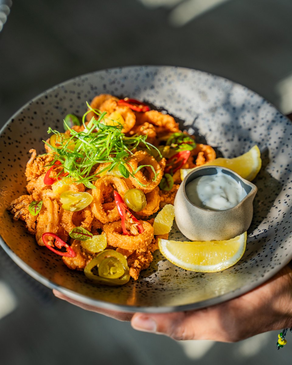 Maya_Dubai's tweet photo. Immerse yourself in the present with vibrant hues, luxurious textures, and exquisite flavours of Calamares Azteca. https://t.co/S1MN0MjxFK