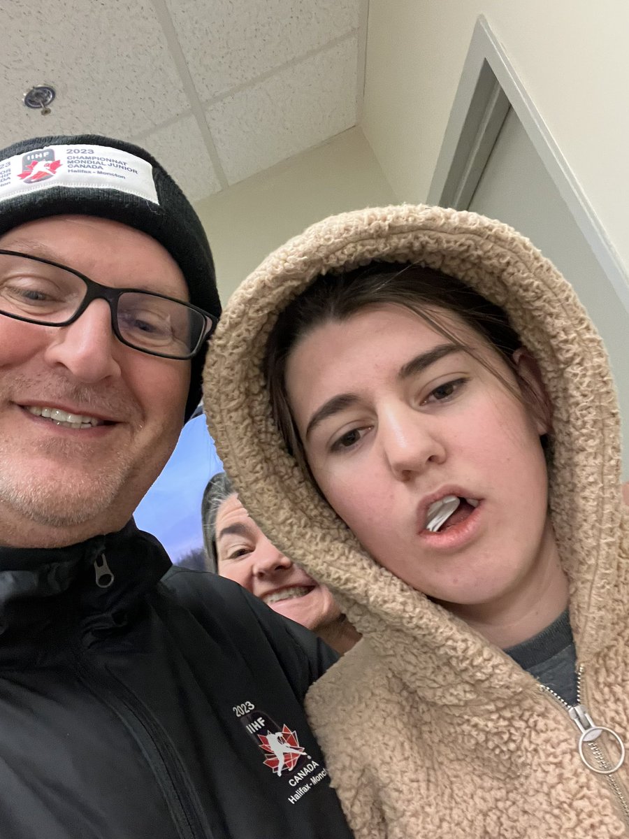 RandolphMacLEAN's tweet photo. Big day, surgery, baked beans experience, office, and gym time. #holidayhealthcare #bbexperience #peanutbutter https://t.co/e7ZVEWJSj8