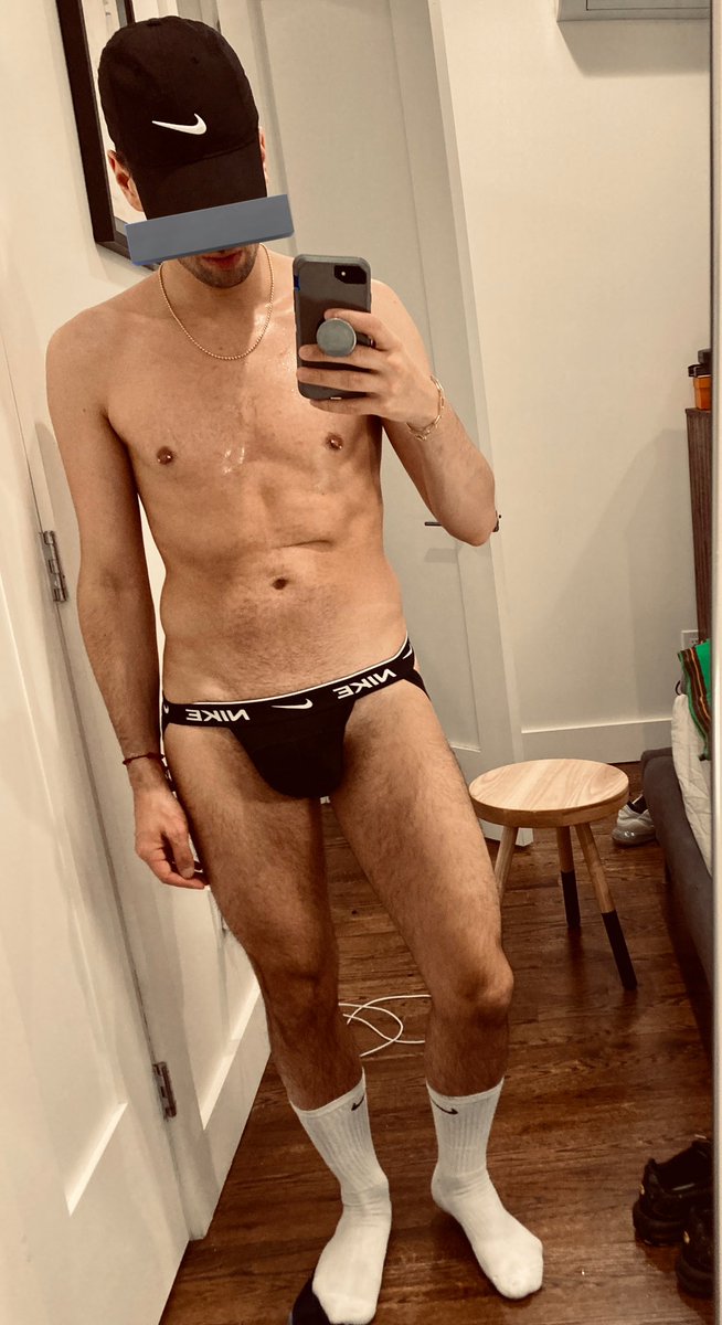 Beg for it 😈🤑🦶🏼#findom #finsub #cashfag #paypig #humanatm #cashdom #cashsub #malefeet #footfetish #nikepro