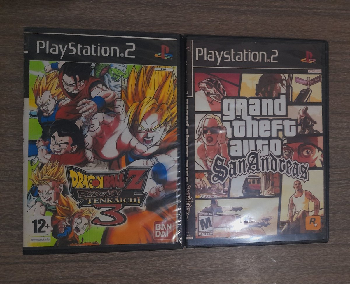 Es cómo elegir entre matarte vos o matar a tu mejor amigo 

Entre papá y mamá

Entre el helado y el chocolate 

Entre Messi y Maradona

Entre gato y perro 

Entre ganarle a un leon o ganarle a un oso 

mi voto es para los 2