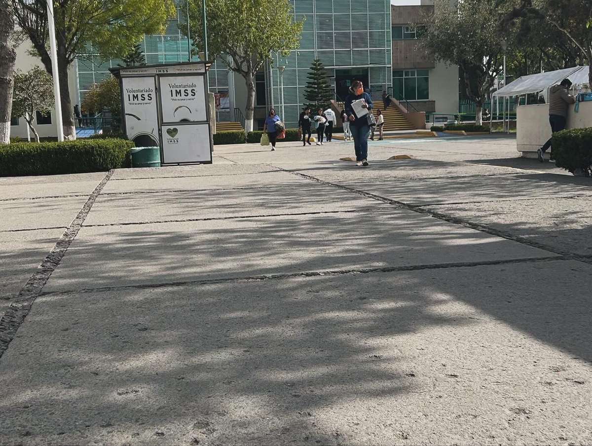 Psic_tutus's tweet photo. El primero del 2024 dando un rol en las instalaciones del IMSS para saludar a la banda 👊🏻😎 https://t.co/NMJcnWbLkD