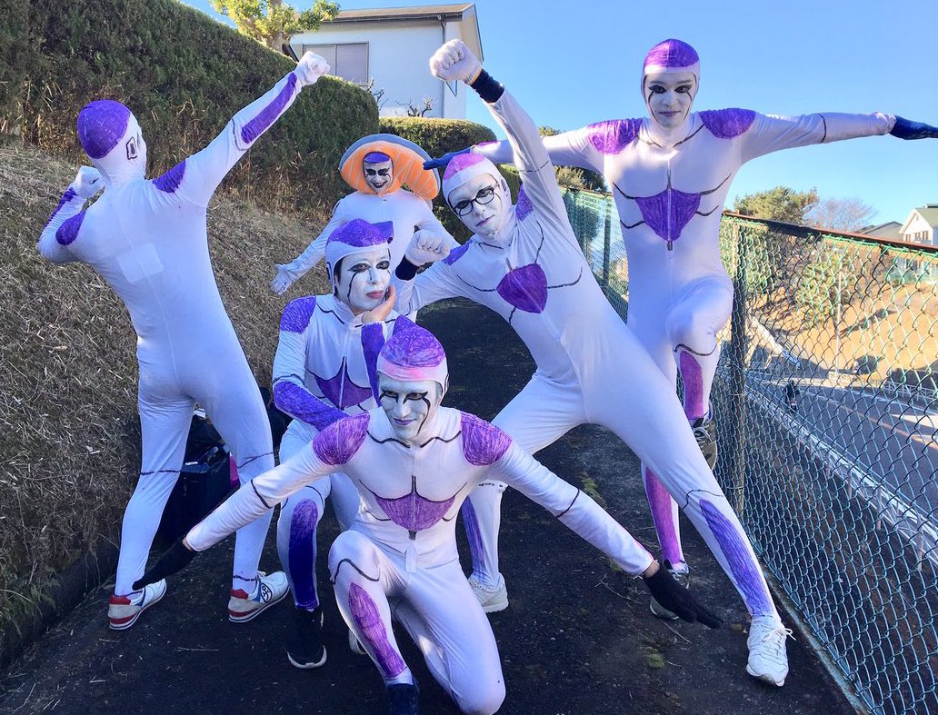 freeza53000000's tweet photo. 地球人の皆さん、水曜日ですよ。
青学3区"箱根男"太田蒼生選手カッコ良かったですね。ワタシ達も大切なデートを素敵な時間にする為、日々努力していきましょうね。明るいニュースが届けられるよう、ワタシも7区12キロ地点付近で応援してますよ。
#箱根駅伝
#フリーザ様 https://t.co/3hVzJdqTeh