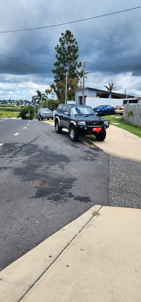 pedbiketrans's tweet photo. @CouncilLSC  obstacles again today along the shared path at Matthew Flinders Drive.  #Parking across the path &amp; on the verge. @QueenslandWalks @bicycleqld we love quality connected infrastructure for active modes- let's keep it #safe &amp; #inclusive for everyone. https://t.co/WEEIyWZTEk