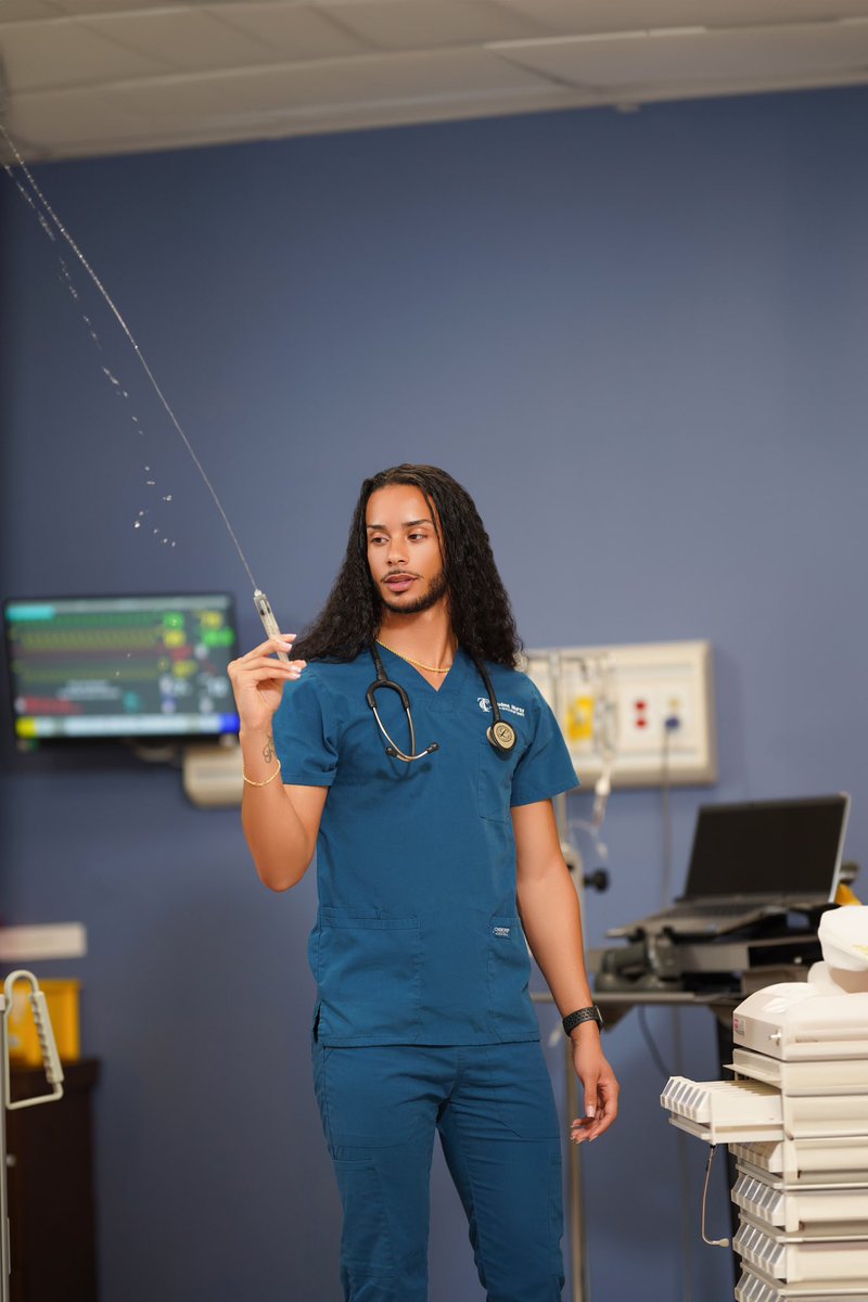 ectisuJm's tweet image. Forgot to mention on twitter that I graduated from Nursing school… Again 💙🩺 #LPNtoRN #RegisteredNurse