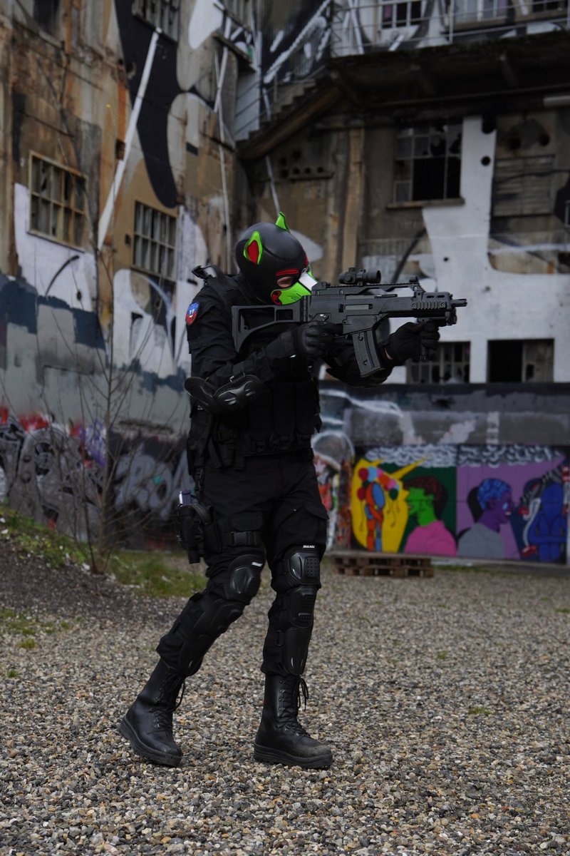 Pup_Prince_98's tweet photo. SWAT photos from  Winter 2023

Thx @orangeT_AD for taking them https://t.co/0Z3XVDmL6Q
