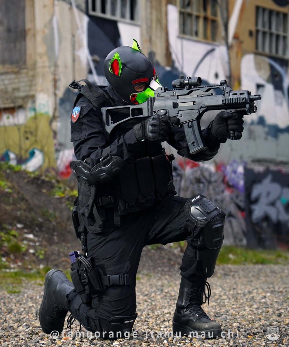 Pup_Prince_98's tweet photo. SWAT photos from  Winter 2023

Thx @orangeT_AD for taking them https://t.co/0Z3XVDmL6Q