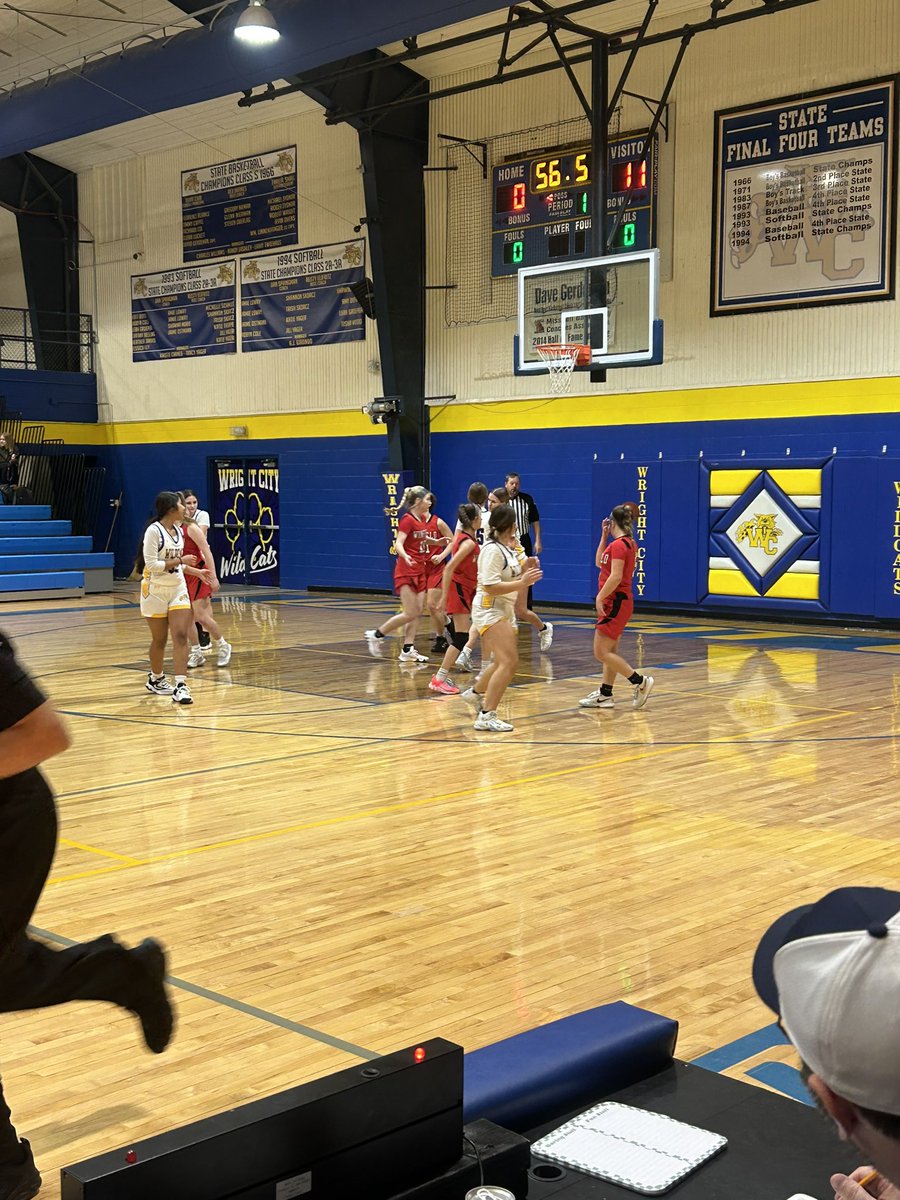 mrjakewallace's tweet photo. JV girls down 30-8 to Winfield heading into the final quarter in WC tonight #wildcatstrong https://t.co/wQ5MwBI4dW