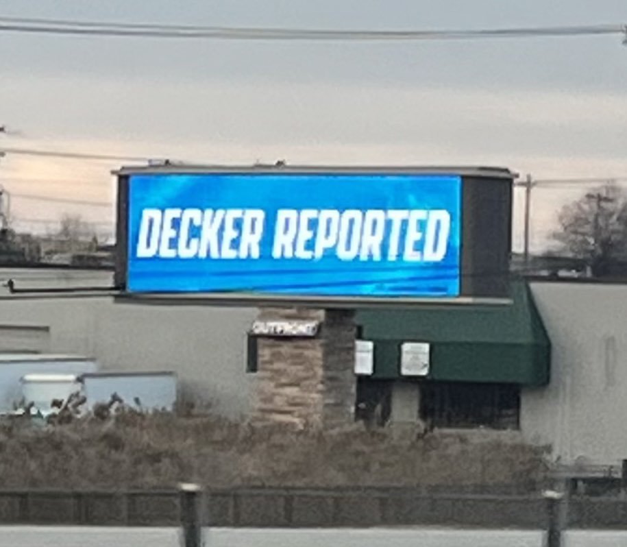 Billboard in Detroit right now 👀

(via <a href="/TomPelissero/">Tom Pelissero</a>)