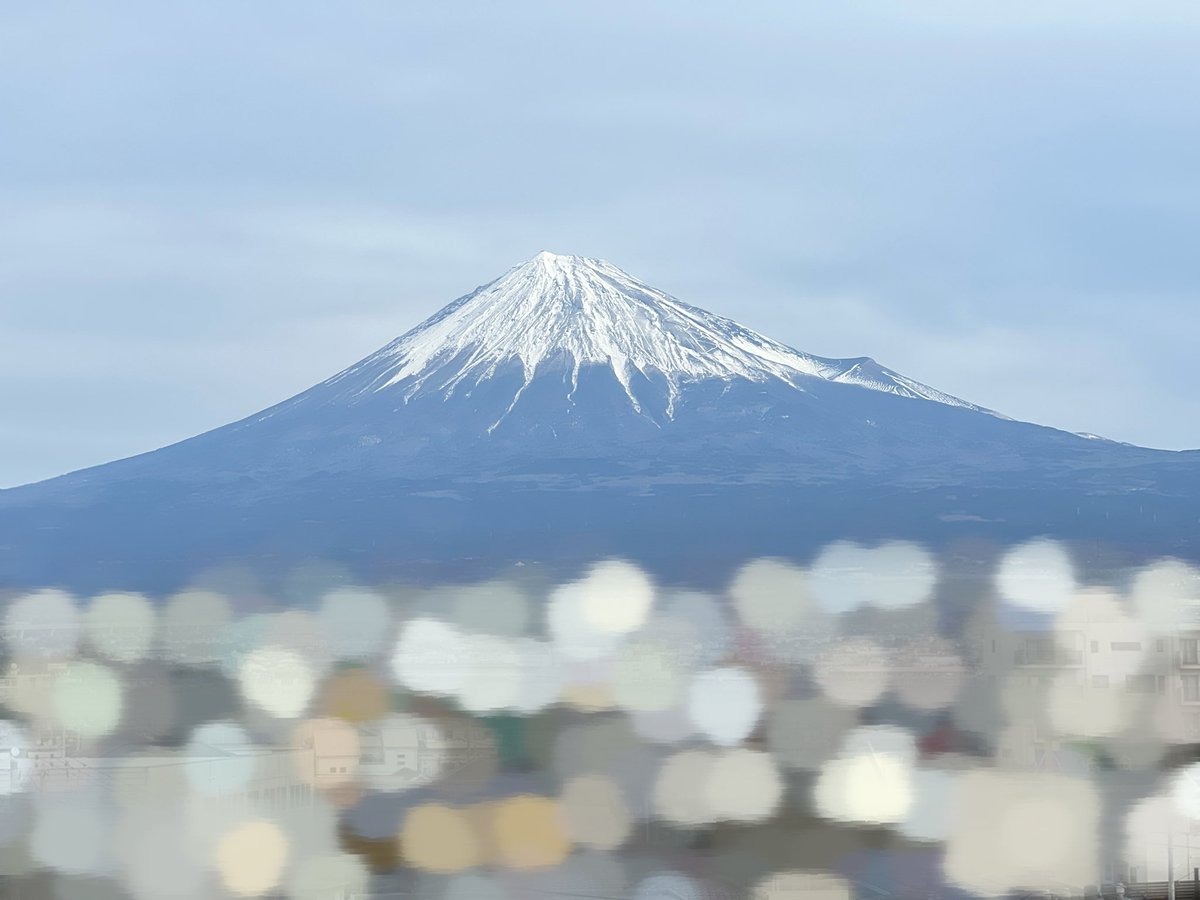 【今日の富士○】 今日はどっちかな？ 今日はどっちかな？ 山？ 額？ 正解はー 山
