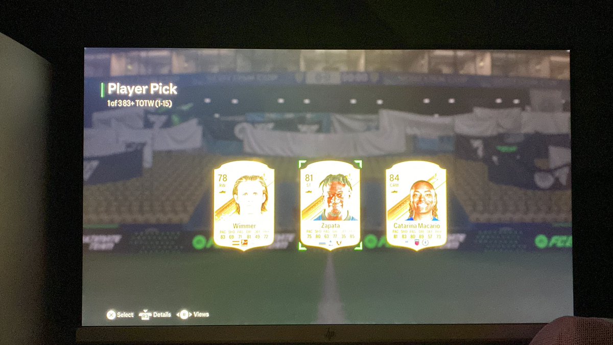 leurs_daan's tweet photo. @EAHelp Nice totw ea 🤦‍♂️🤦‍♂️ https://t.co/coDzfXW2s3