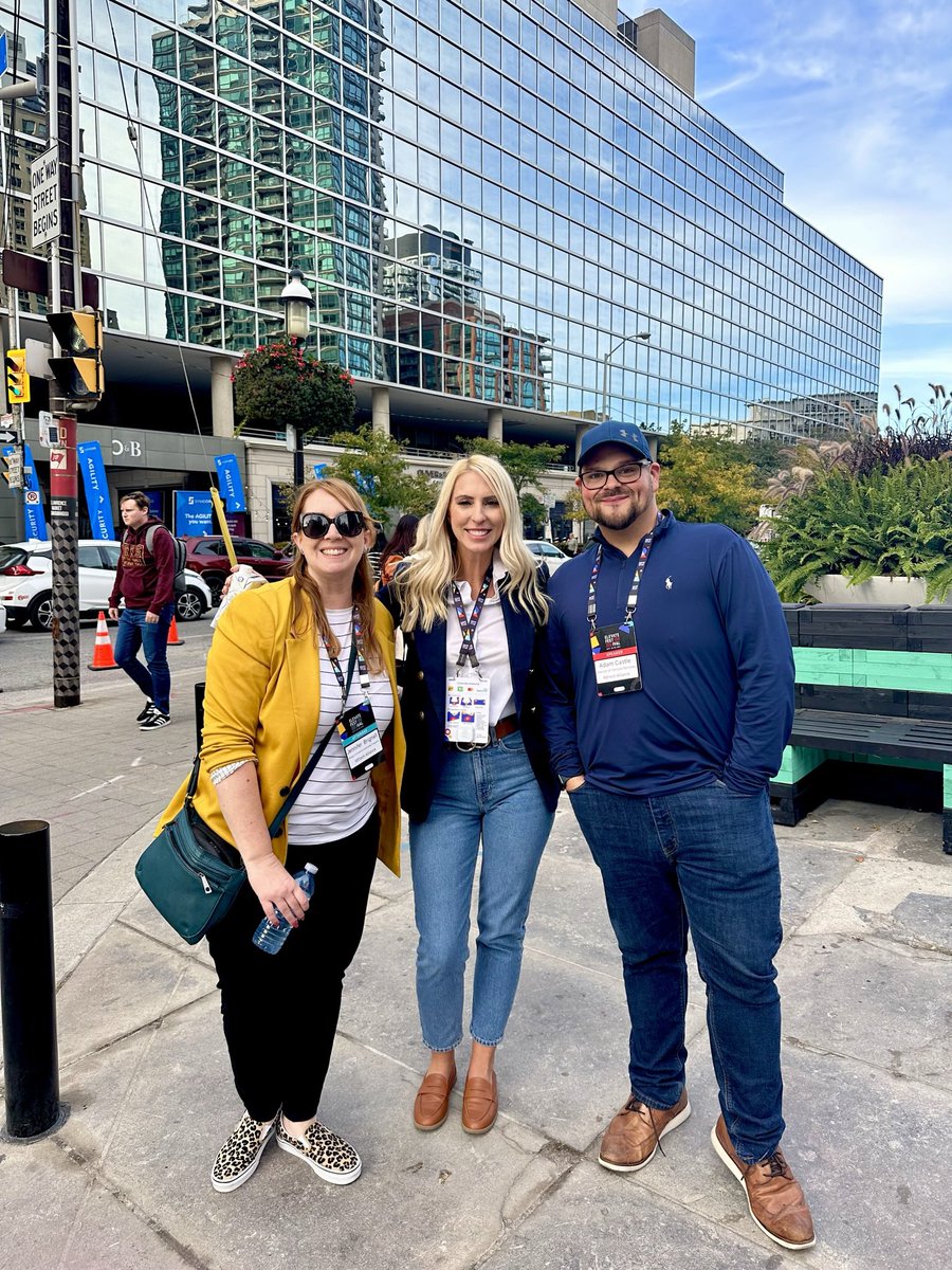 Yvonne Pilon tweet media