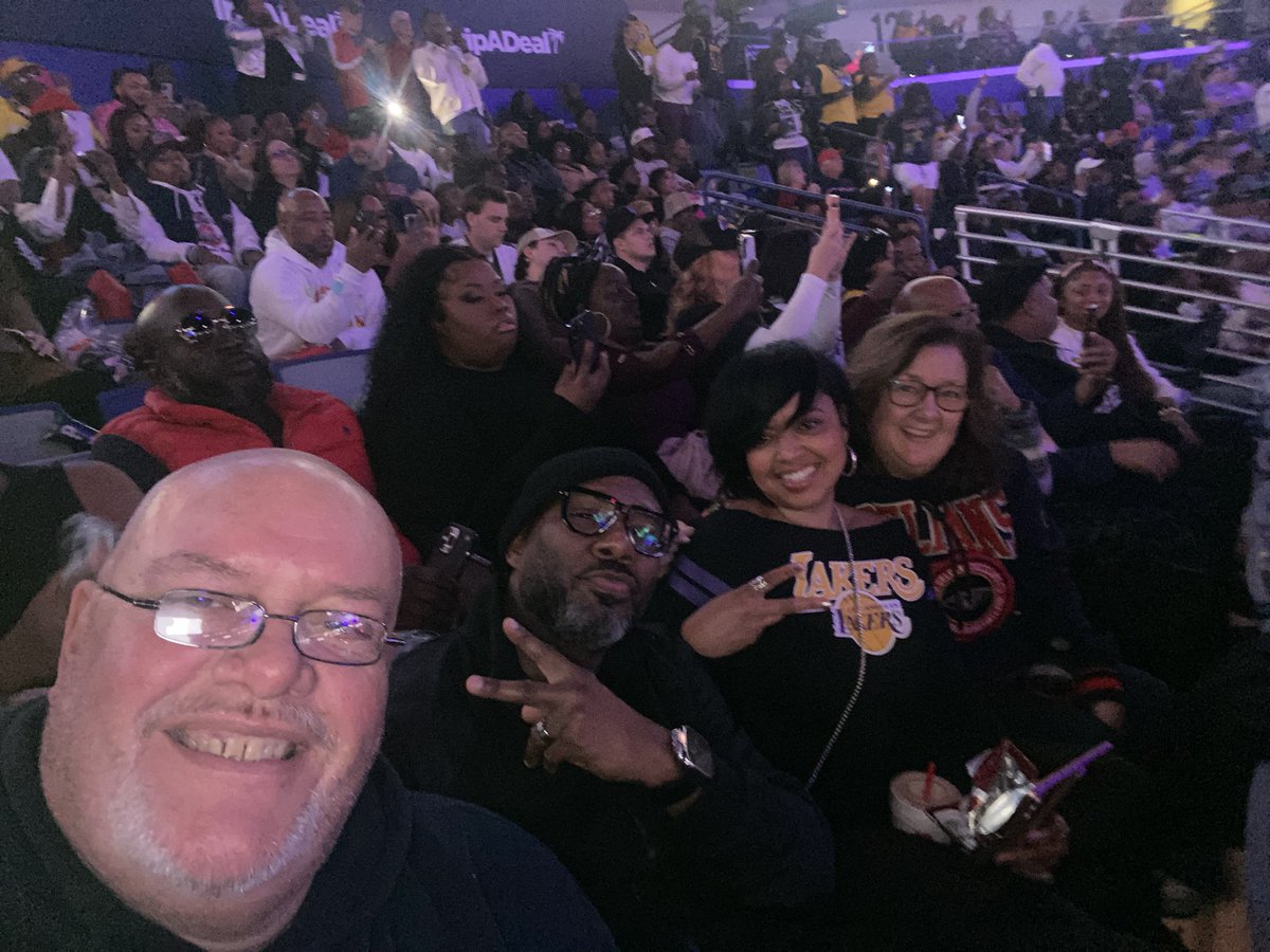 JonevaB's tweet photo. #PelicansGameday https://t.co/JraoC6gfgv