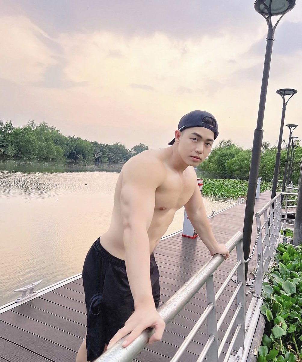 Hung70029019's tweet photo. Ngon khó cưỡng
Bumhi https://t.co/fgrxfnJPmB