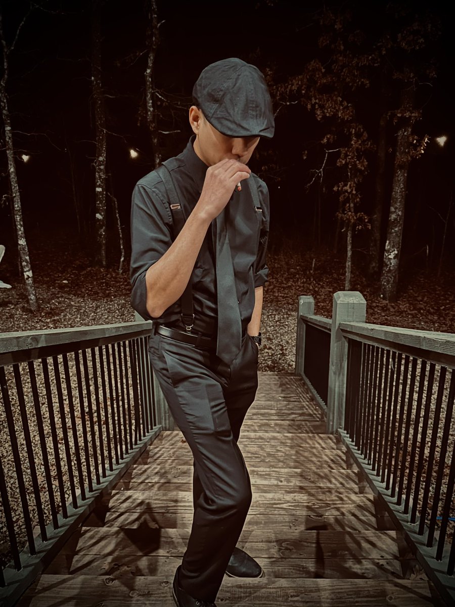 1920s themed NYE/Birthday Celeb in Broken Bow (not mine). Gang gang to 2023✌️ . Cheers to 2024 🍻