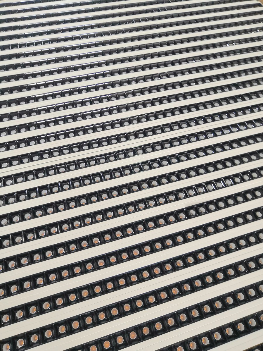 auge_led's tweet image. #LEDLinearLight