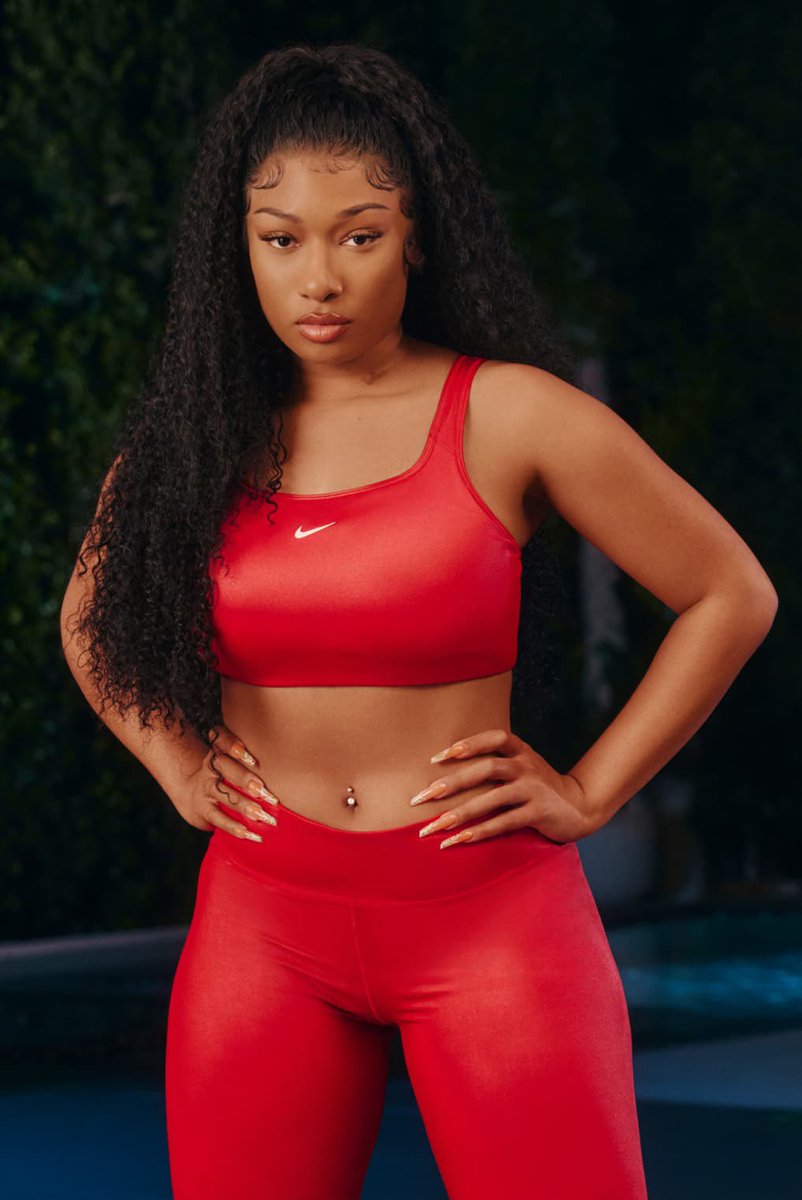 🚨 Megan Thee Stallion terá sua própria linha de roupas em colaboração com  a Nike. As peças prometem ser de treino e para todo tipo de corpo., image size:802x1200