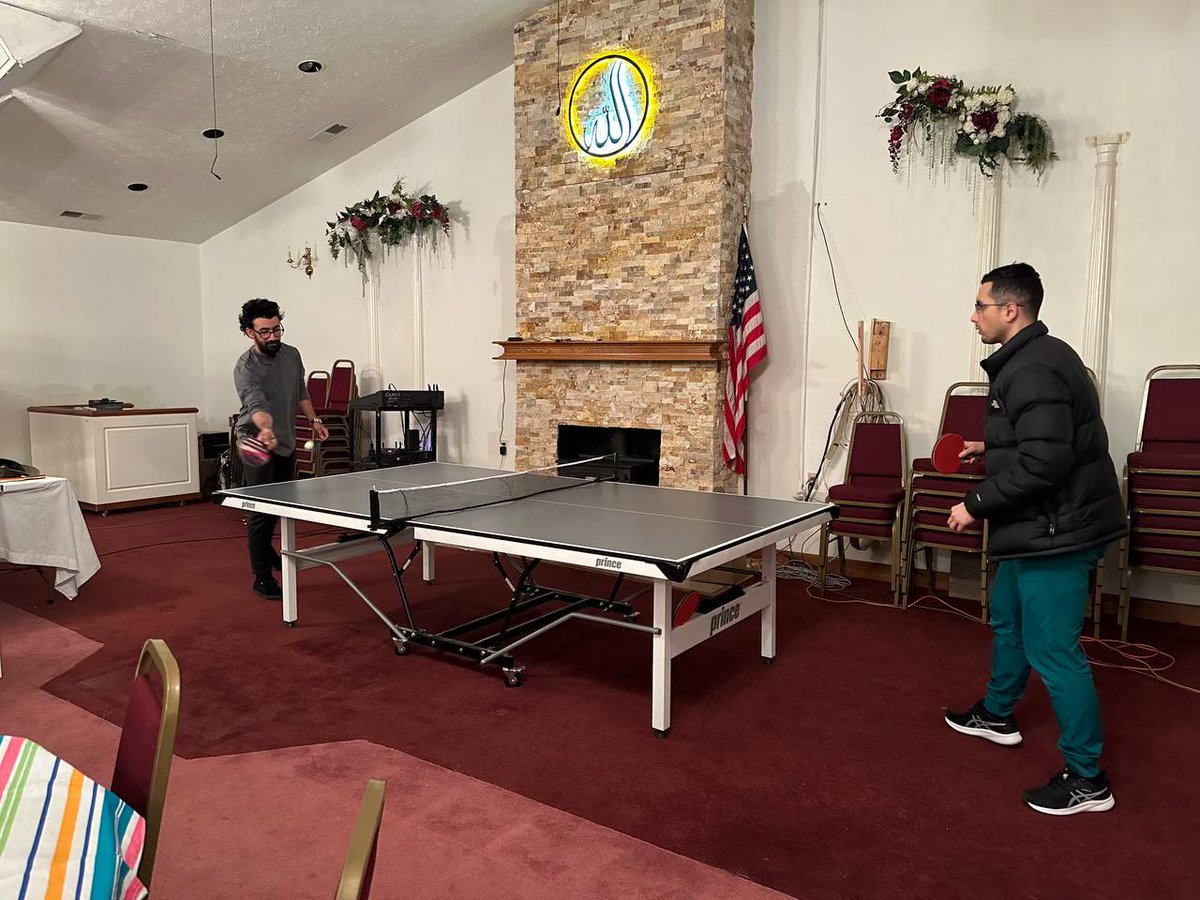 MuslimYouthCol's tweet photo. Salat and Brotherhood held today in Columbus! After Magrib prayers, members got together to enjoy refreshments and sports. Afterwards, members finished by observing Isha! https://t.co/p0ALxmpnYb