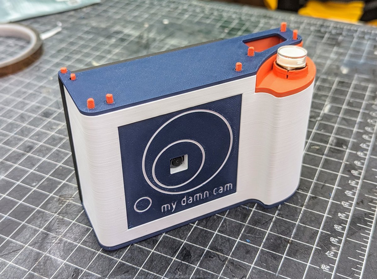 dfrobotcn's tweet image. 📸Dive into the world of DIY with My Dang Camera - an open vlogger's camera shell by Trevor Flowers. Hack, tweak, and create your perfect camera setup! 🛠️ 
🤖gao.ee/aeif5
#OpenSource #Vlogging #CameraHack