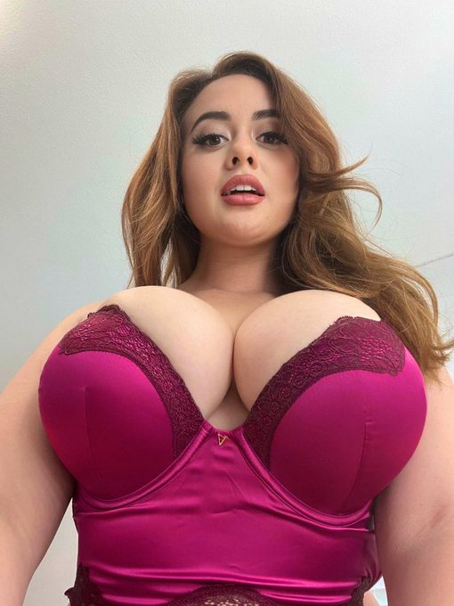 I&rsquo;m ready for 2024 😇😈 https://t.co/KQqFzJf1yr