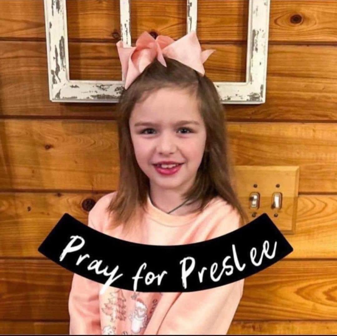 JonDavisFishing's tweet photo. @TimTebow @stevenfurtick please help us start a prayer train for the daughter of my high school baseball teammate. She needs all the prayers she can get along with her family. #prayer #prayforpreslee https://t.co/sRo6j4gahh