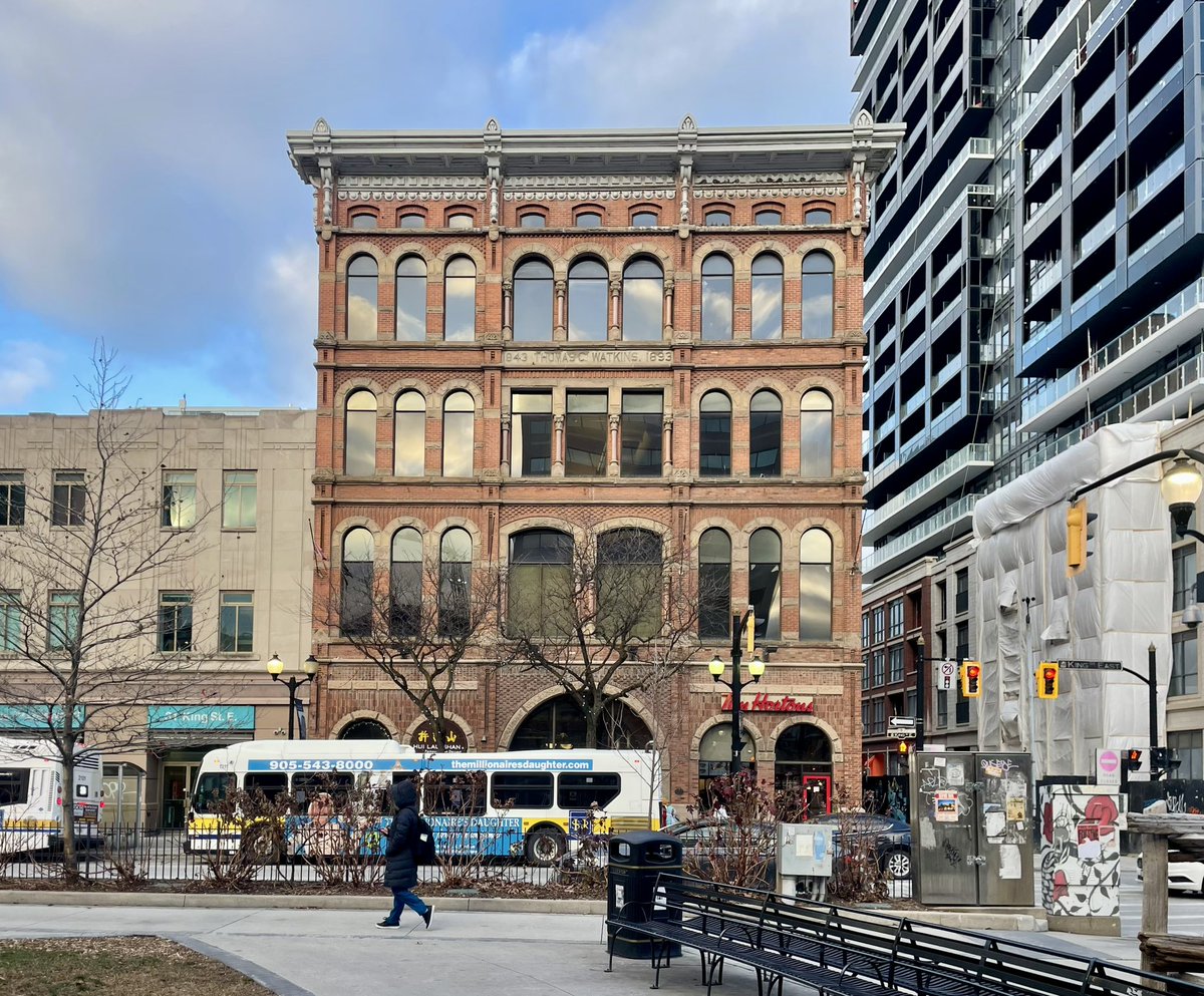 JoshLipnik's tweet photo. Downtown Hamilton, ON https://t.co/NZFaV5KeUp