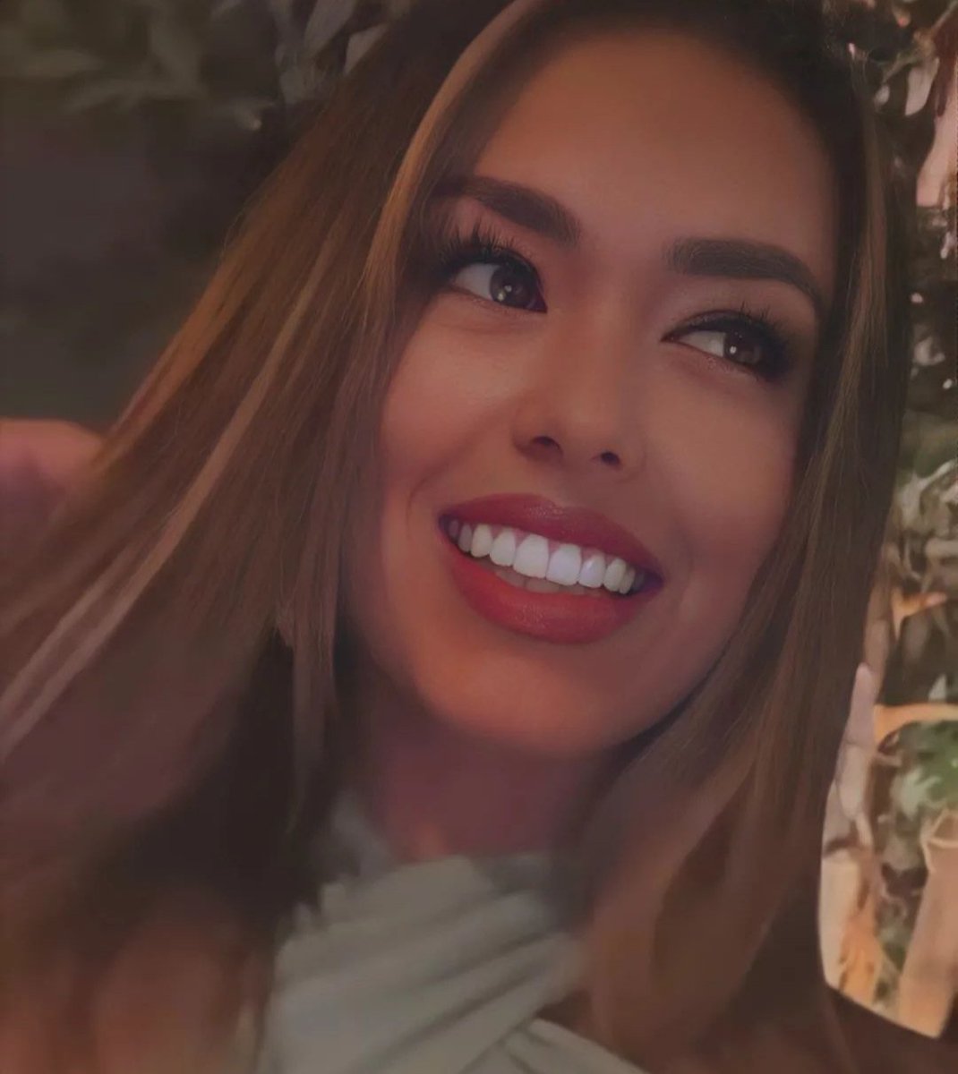 mandreslove's tweet photo. Esa sonrisa hasta la final 

SHIRLEY ARICA IS BACK https://t.co/Ys8Bl3zw3t