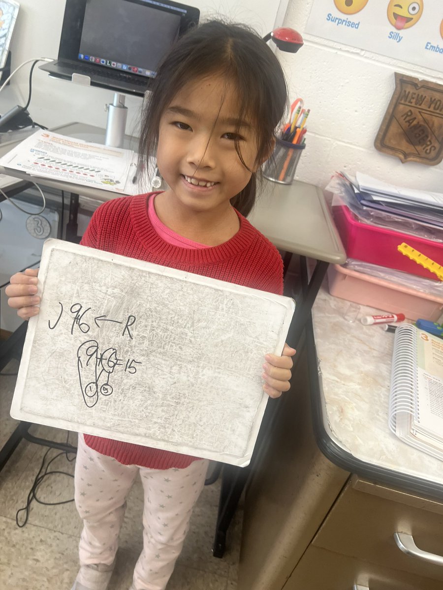 missfrieman's tweet photo. 3 different ways to solve a math problem! We had so much fun sharing our math thinking ➕➖💙🦅 @HarrisonHawks90 @ARodriguez_LPS https://t.co/ZtI45J6I80