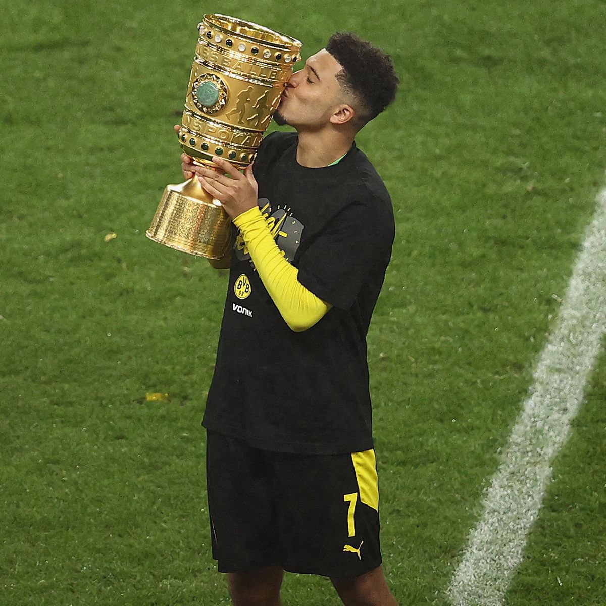 bvbnewblog's tweet photo. Jadon Sancho to Borussia Dortmund is off.

#BVB https://t.co/OKCVJ6jTTu
