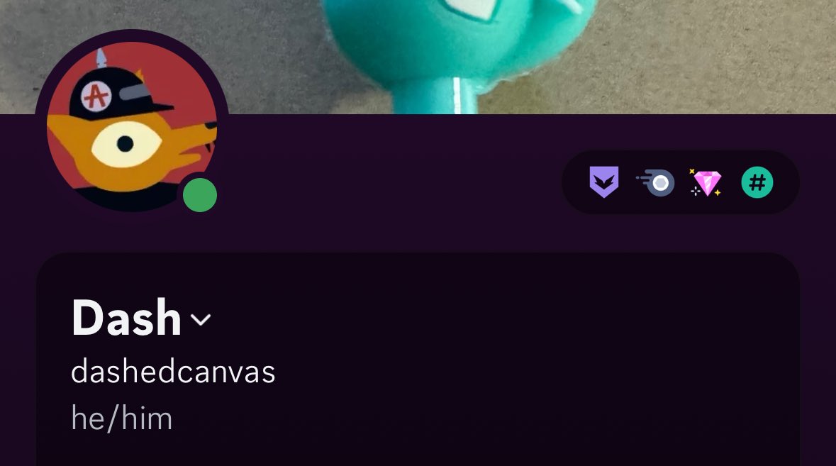 DashedCanvas's tweet image. If any moots wanna message me here’s my discord !!