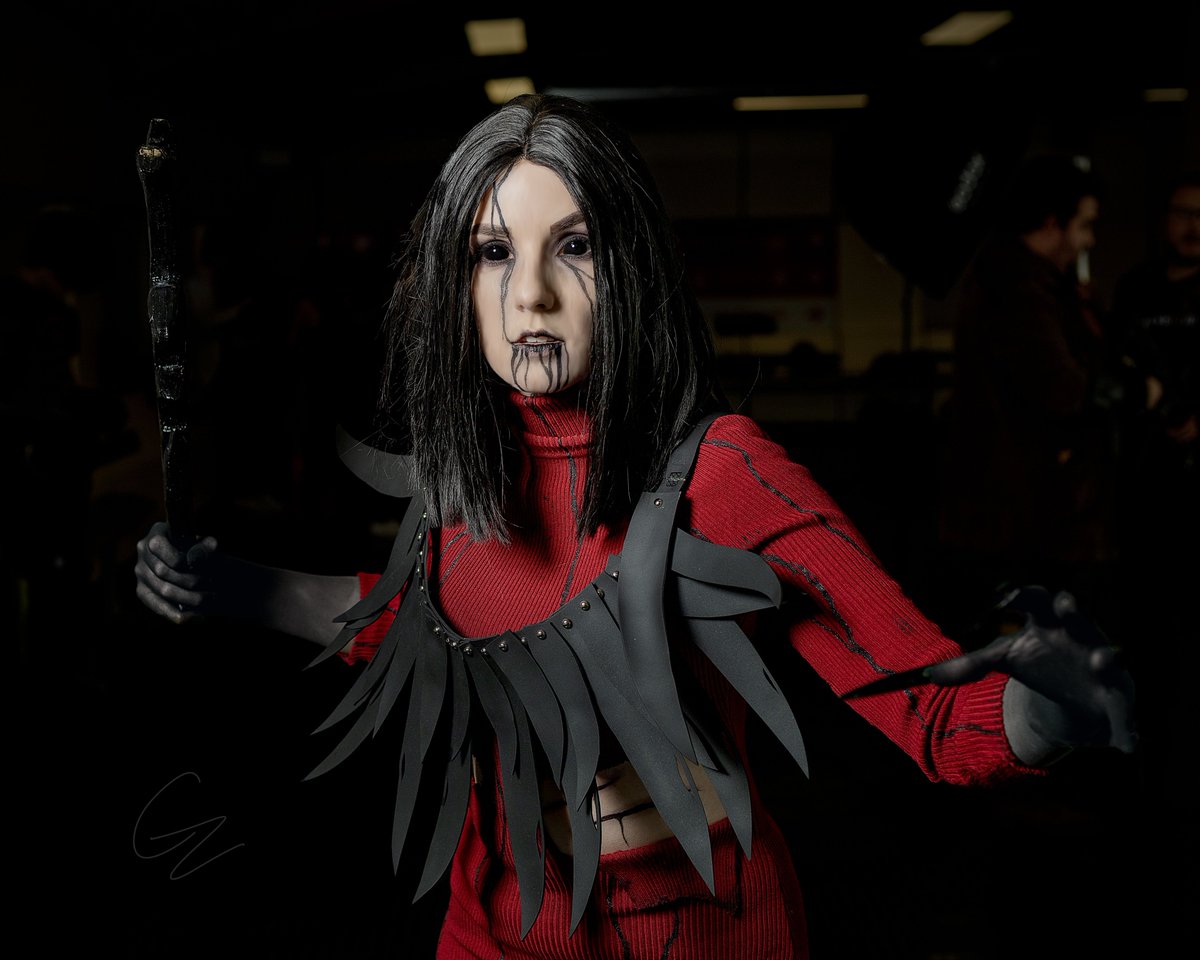 DAY 1 of COSPLA-Z !

ʇsıʇɹɐ ɹoɟ sı ɐ 

📸:  <a href="/granettalia/">Granettalia</a> 
👗: me

#cosplay #cosplayers #theartist #dbd #deadbydaylight