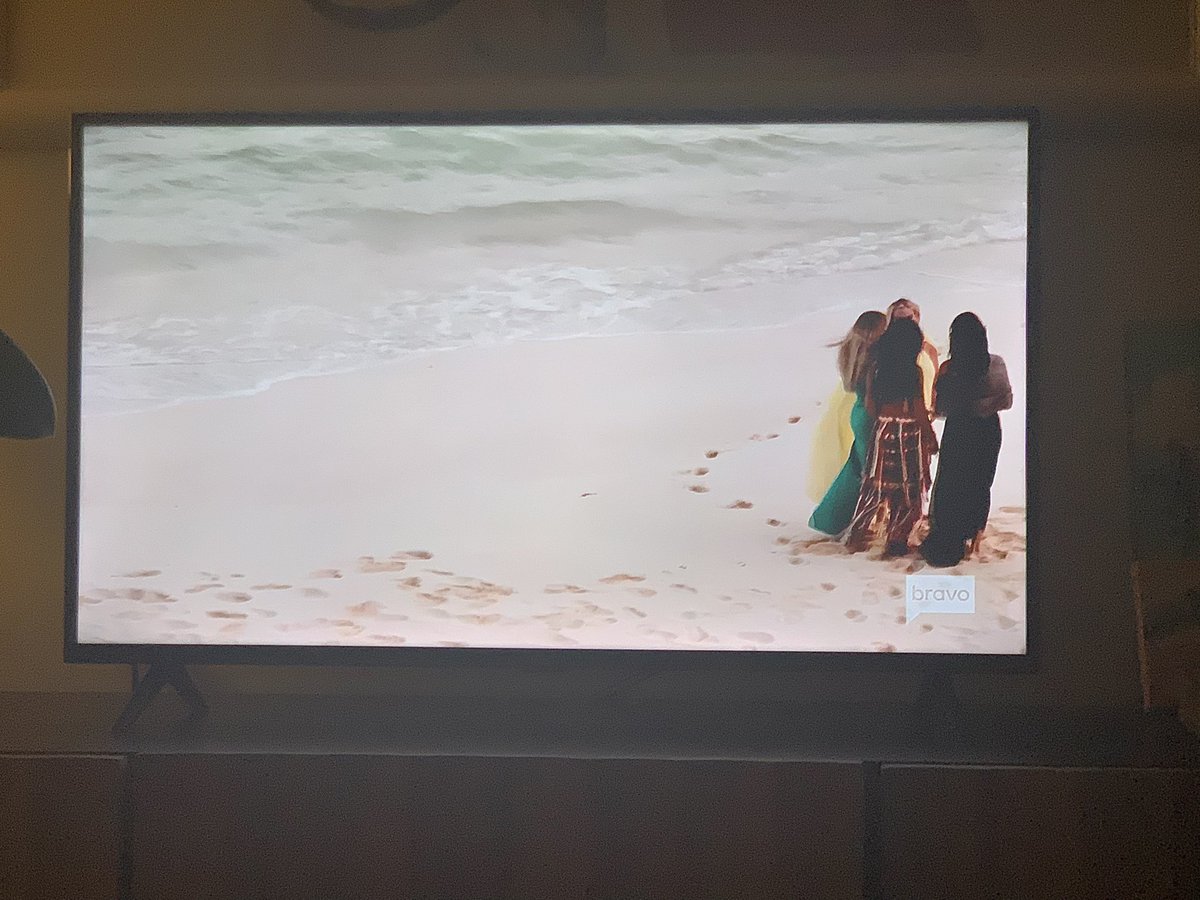 kshoop's tweet photo. You can’t convince me I didn’t just watch an HBO-caliber season finale #RHOSLC https://t.co/IRS3maGW5D