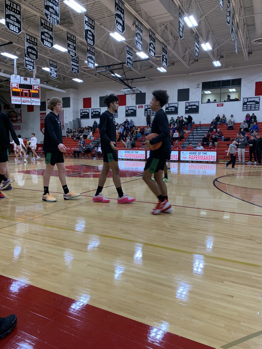 2024 Colgate commit <a href="/stevie23clark/">Stevie Clark</a> really controlled the pace tonight in a 75-70 win at Kimberly

Held 6 D1 scholarship offers before committing and now looks to make a run in the WIAA with <a href="/northhoops/">North Basketball</a> 

#Wisbb