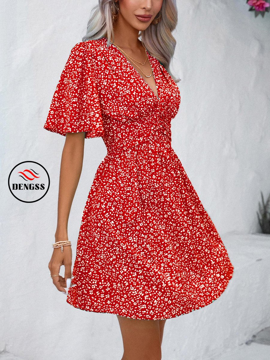 dengss888's tweet photo. https://t.co/inlMld7nOU
#DENGSS #fashion #style #love #instagood #like #beautiful #follow #clothing #model #beauty #happy #cute #shoes #shop Color: Blue Style: Boho Pattern Type: Ditsy Floral Details: Ruched, Shirred Neckline: V neck Sleeve Length: Short Sleeve Type: A Line S... https://t.co/Peo5FohCVd