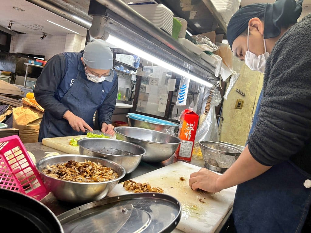 peace_boat's tweet photo. #Ishikawa #NotoPeninsula #Earthquake Emergency Fund: https://t.co/jgRO3cgRFr

Peace Boat Disaster Relief @PB_saigai #PBV on Jan 2 dispatched staff to affected areas, launching relief including provision of hot meals. 

We seek your generous cooperation: https://t.co/bWvBJrLnhT https://t.co/L4IVb7reLx