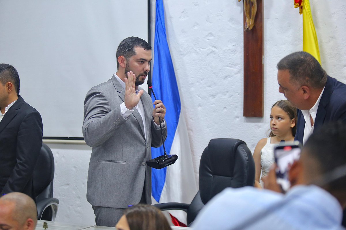Manolo Fernández Arzuaga tweet media