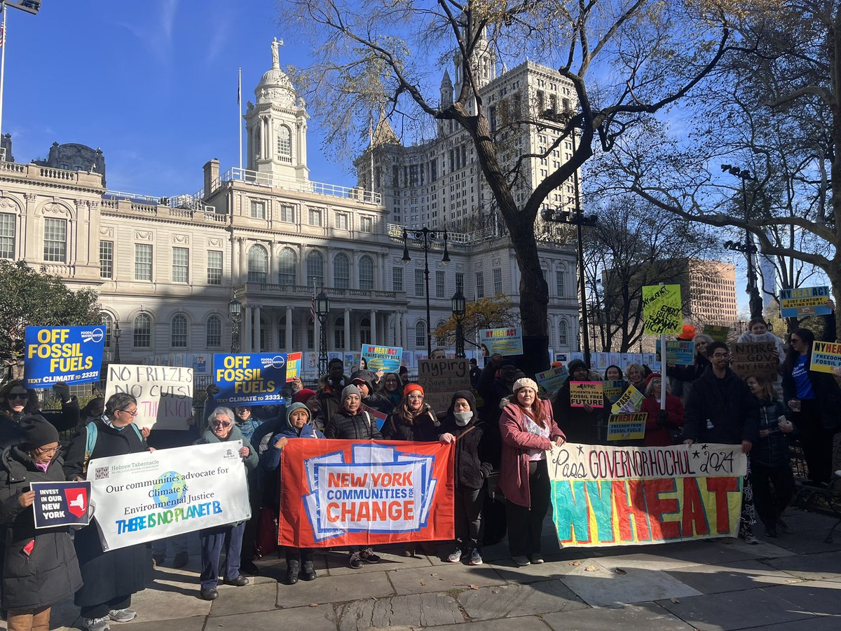 Hey @GovKathyHochul, put the #NYHEAT act in your budget to cap utility bills & phase out polluting gas pipelines: ✅saves working people money ✅creates jobs ✅cuts pollution