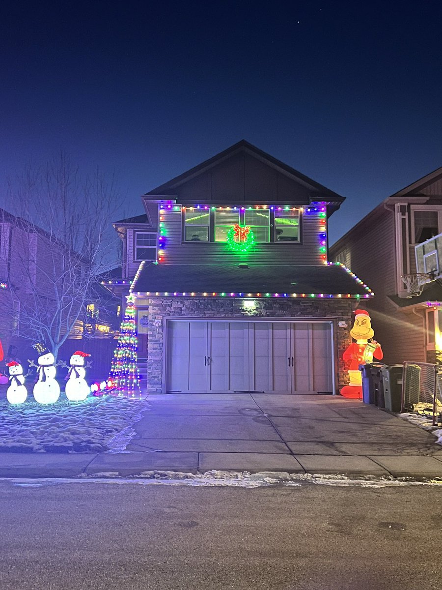 SageHillYYC's tweet photo. Here are your winners of the fifth annual Christmas light contest. Thank you to everyone who participated someone from the community Association will be in touch this week to arrange prize drop off. Pictures in order from 1st to 4th place. #yyc #christmaslights #sagehillyyc https://t.co/d7WAQSikdh