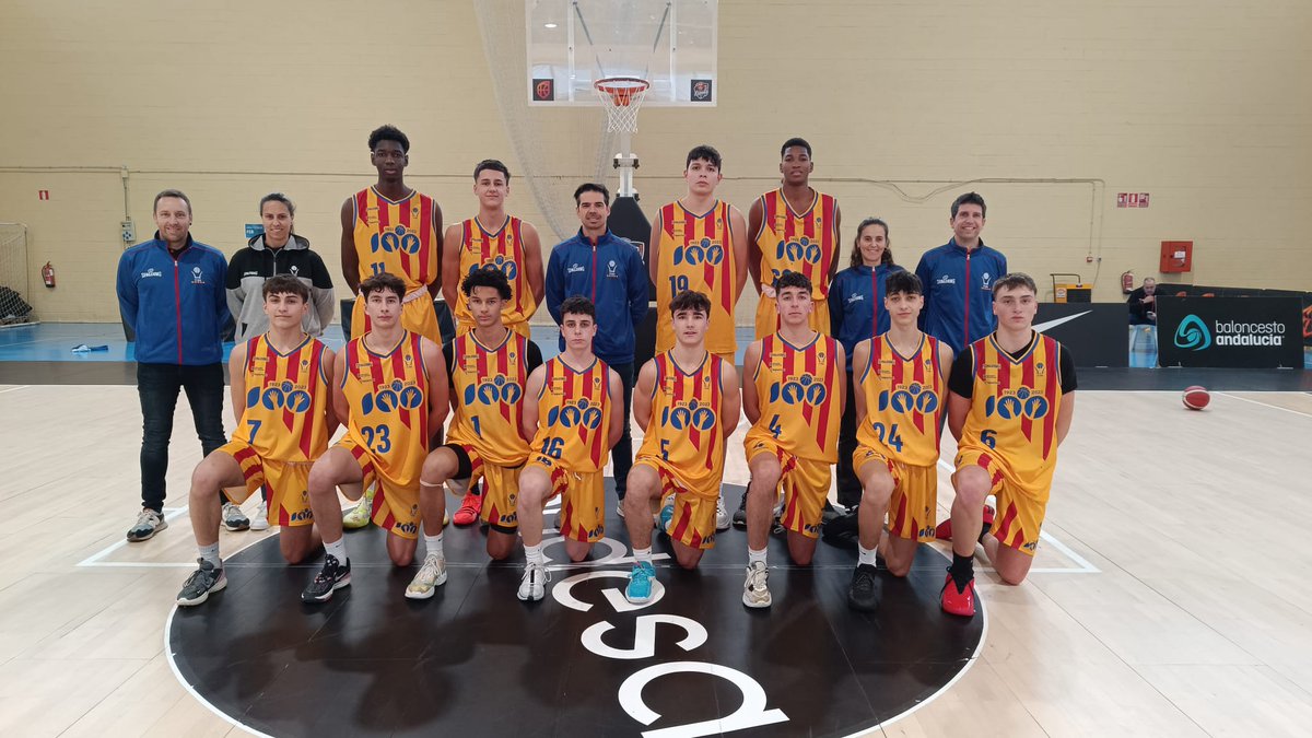 FCBQtecnic's tweet photo. SELECCIONS | 🏀Es posa en marxa el Campionat d'Espanya Huelva fins el dia 7 de gener. Arrenquem amb el Catalunya-Castilla La Mancha infantil femení i el Catalunya-Navara cadet masculí. Molta sort a totes/tots!!! La feina ha estat bona, ara recollirem els resultats #KDTINF2024 https://t.co/CT9Bz4hfD7