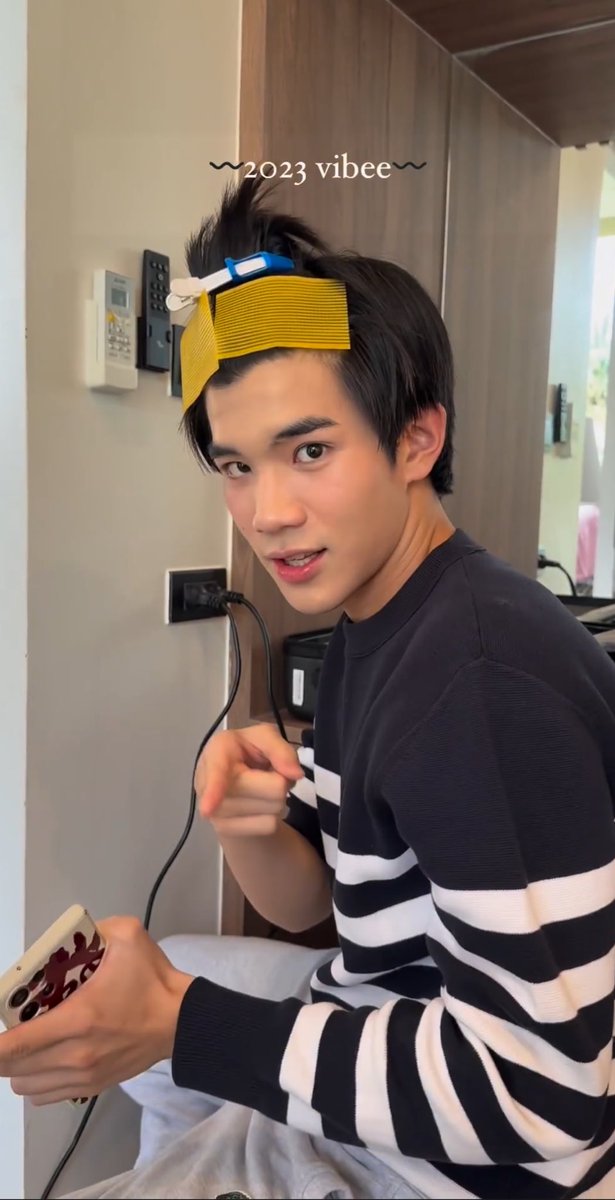 FourthOfficiall's tweet photo. บ้อกแบ้ก 2023 และ still บ้อกแบ้ก 😗

#Fourthnattawat #โฟร์ทณัฐวรรธน์ https://t.co/6h9XYI7OPE