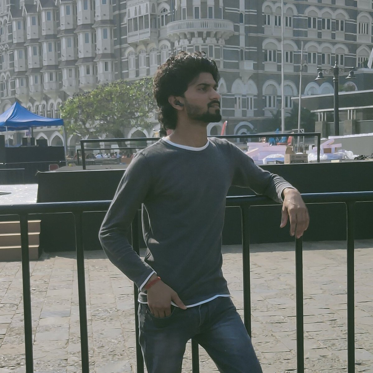 _kr_randhir_'s tweet photo. #NewProfilePic https://t.co/IMDq2j0vnv