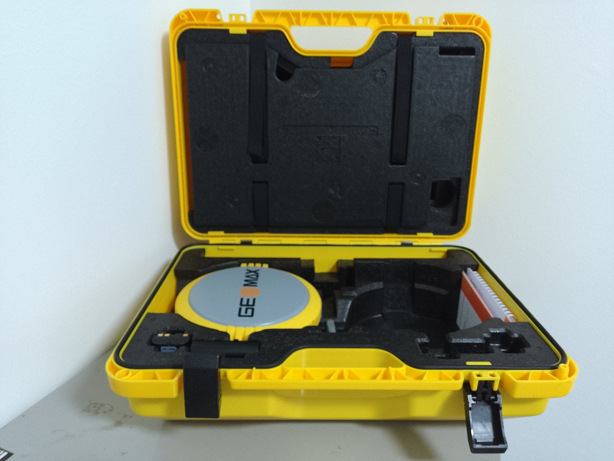 Studio_STORTI's tweet photo. In vendita GEOMAX GPS Zenith 15.

https://t.co/SX9XROP5cG

#Geomax
#GPS https://t.co/NR2JTjOl8C