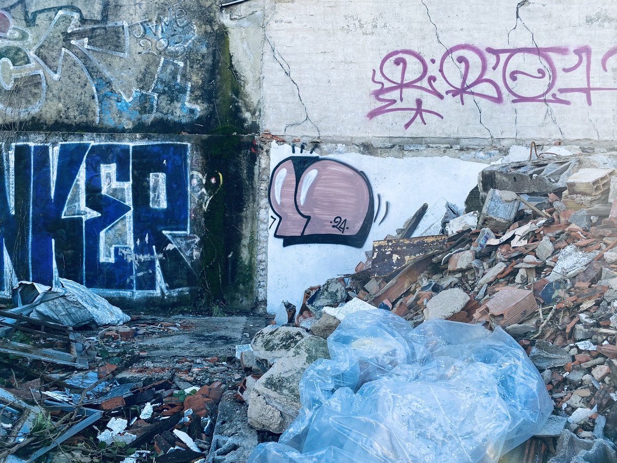 gosse_art's tweet image. #mtn94 #biarritzgraffiti #lestring #lesfesses #fatcap