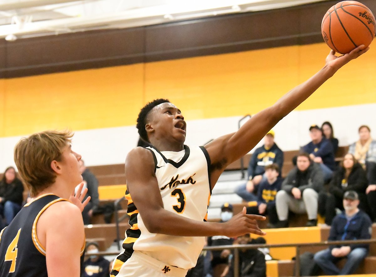 BOYS BASKETBALL: Oakland County’s top 50 players for the 2023-24 season &gt;&gt; bit.ly/3NQsoTX