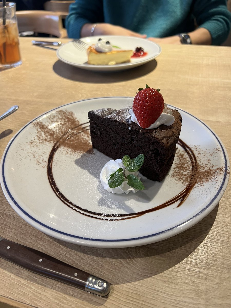 kouhourinrin's tweet photo. あけましておめでとうございます！
年末年始休暇！
充実してます✌️ https://t.co/a924kKMhxn