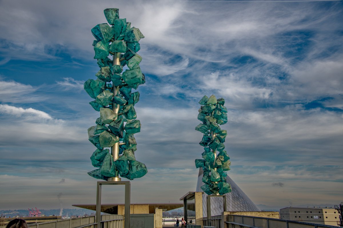 chingsemb's tweet image. What a Nice day spent in Tacoma on New Years Day, a couple of shots from the Glass Bridge @ShannonODKOMO @komonews @Rebecca_Weather @KClarkWx